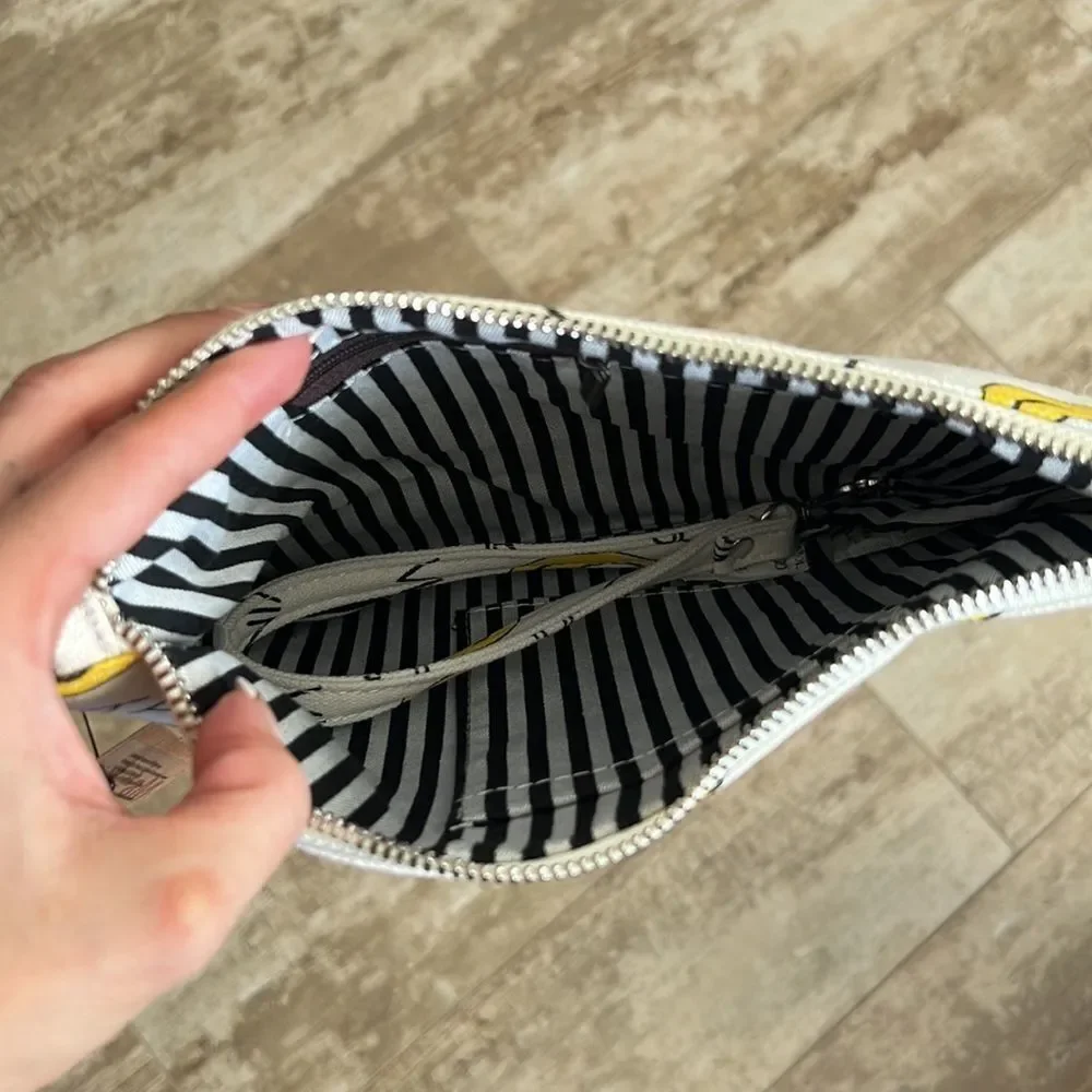 💋Super cute makeup bag💋